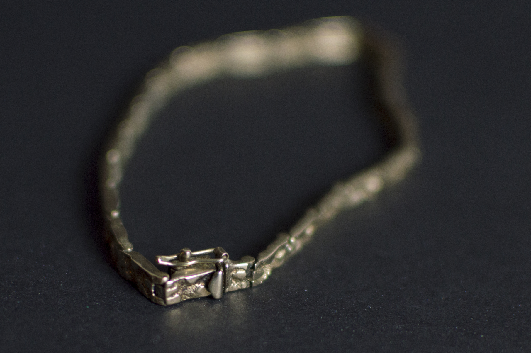 14k Hinged Link Bracelet