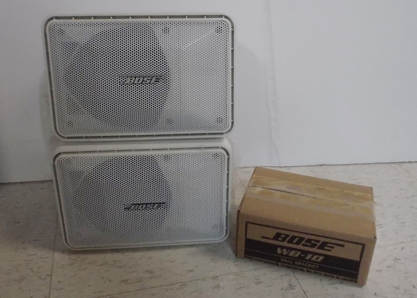 Pair of Bose Model 101 Music Monitor Speakers