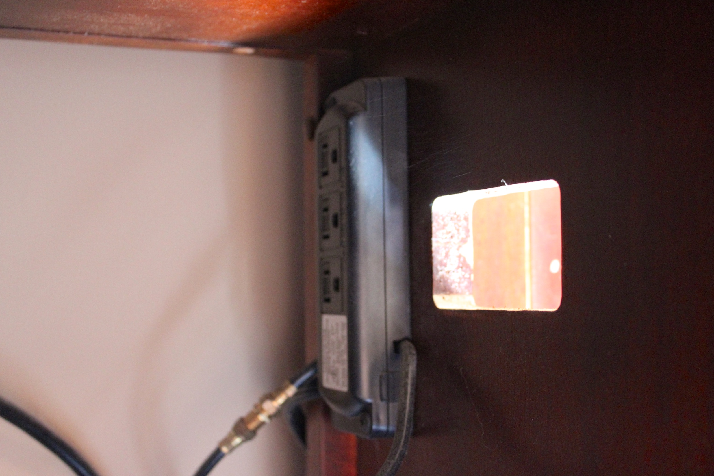 Thomasville Fredericksburg Mahogany Credenza Desk with Hutch