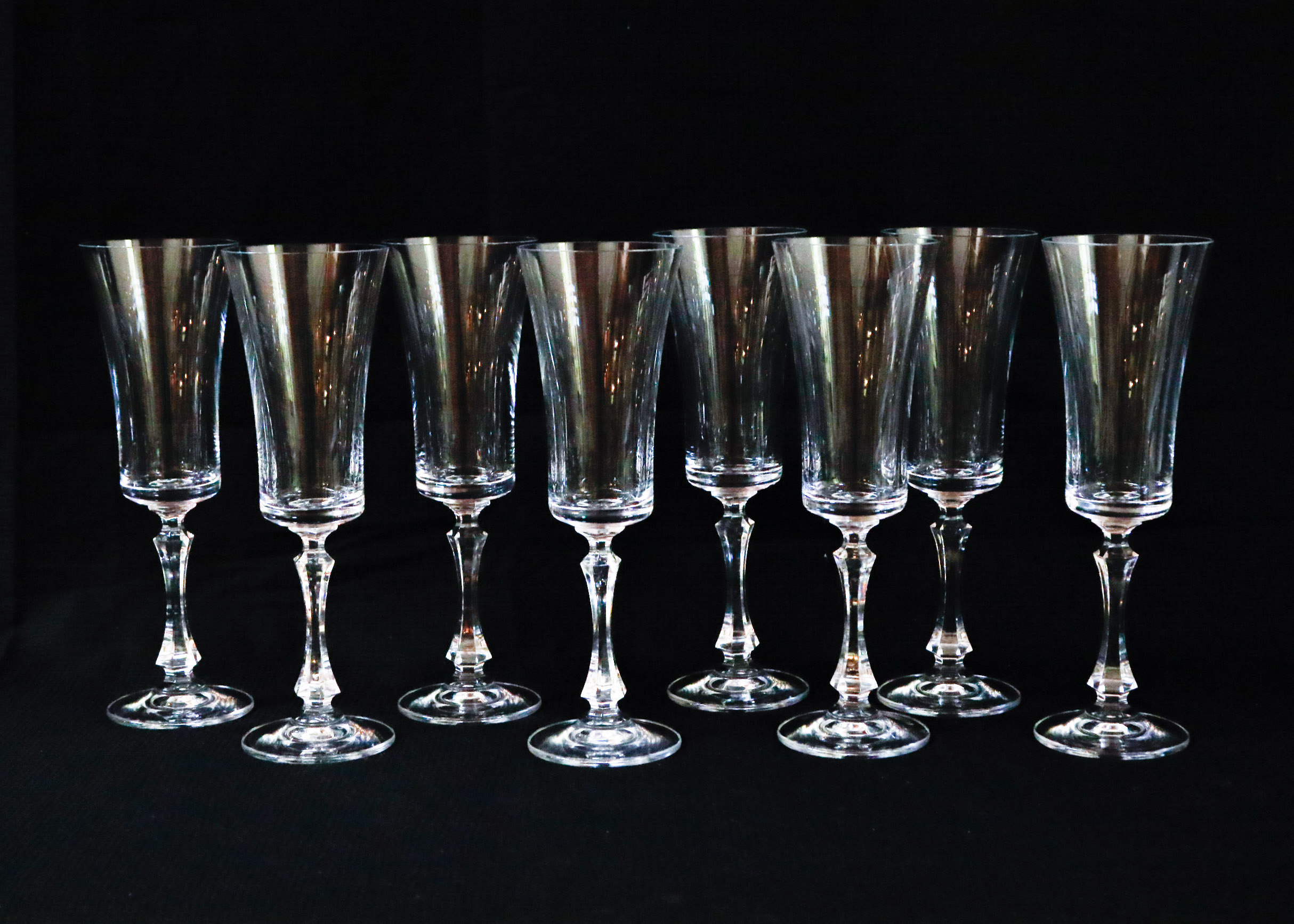 Sixteen Towle Full Lead Crystal Wine Glasses