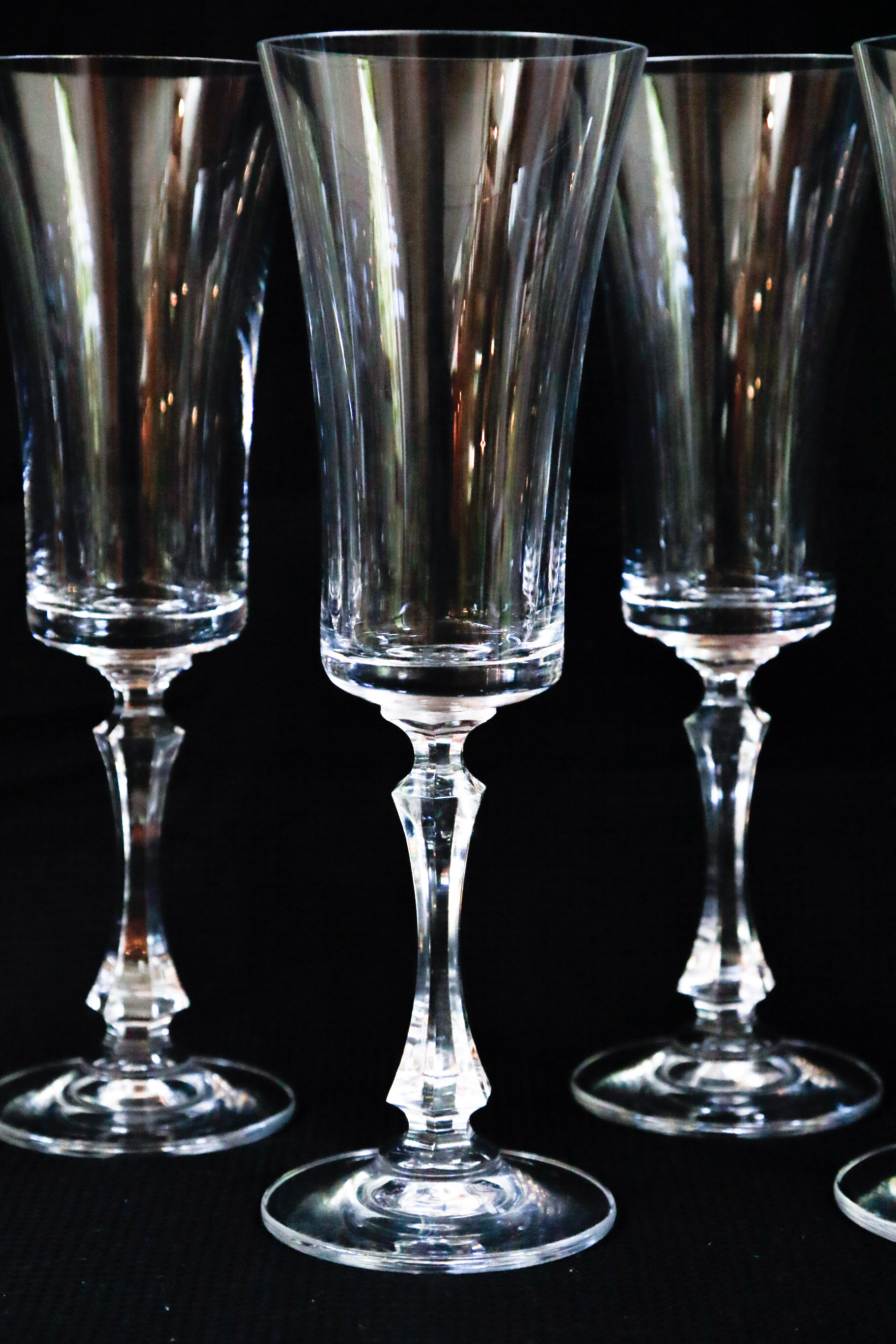 Sixteen Towle Full Lead Crystal Wine Glasses