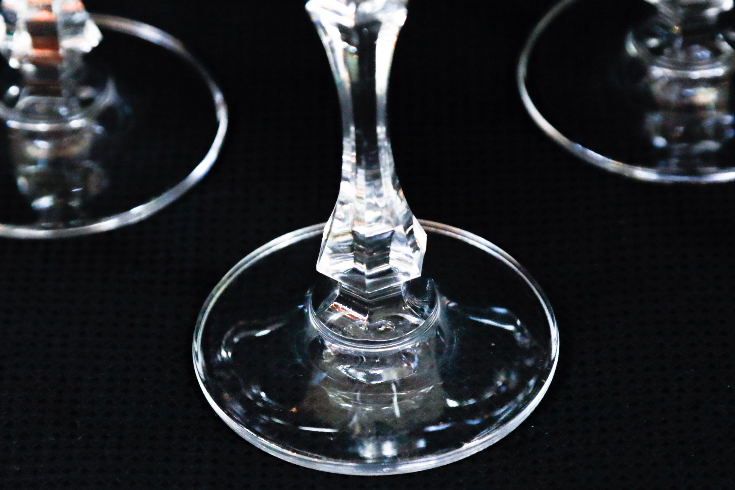 Sixteen Towle Full Lead Crystal Wine Glasses