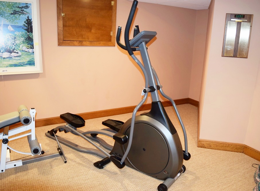 Vision Fitness X6200 Elliptical Cross-Trainer
