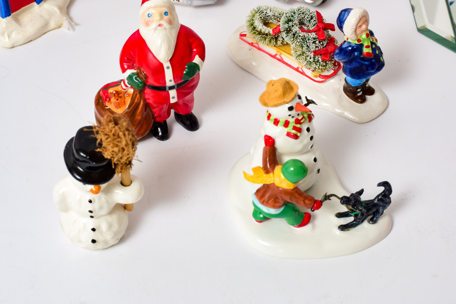 Department 56 Figurines