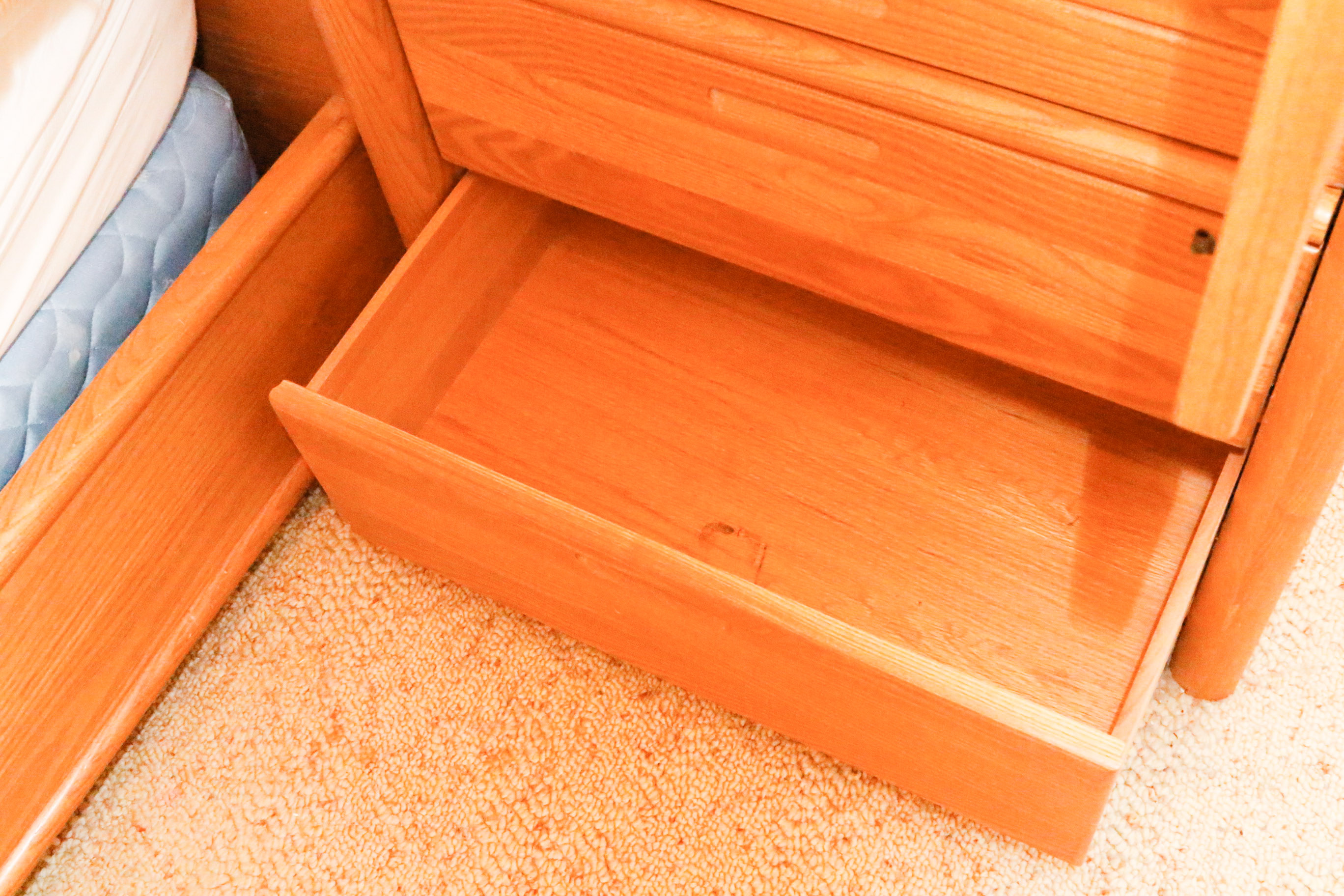 Vintage Thomasville Canopy Bed and Wardrobes