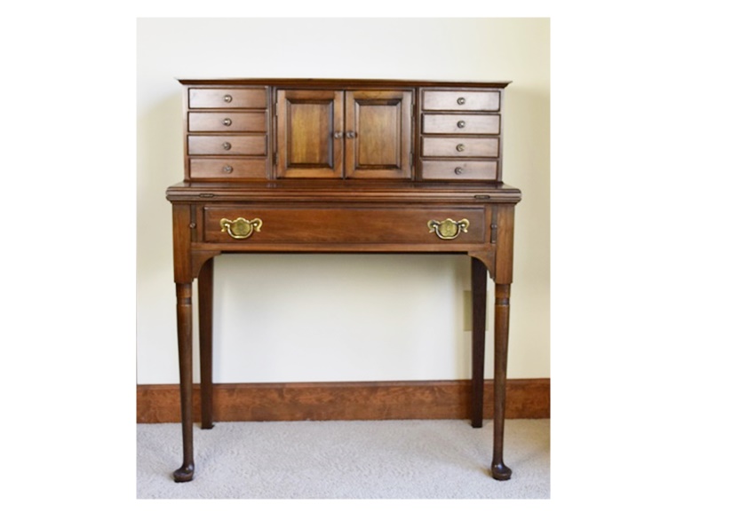 Pennsylvania House Furniture Ladies Desk in Cherry