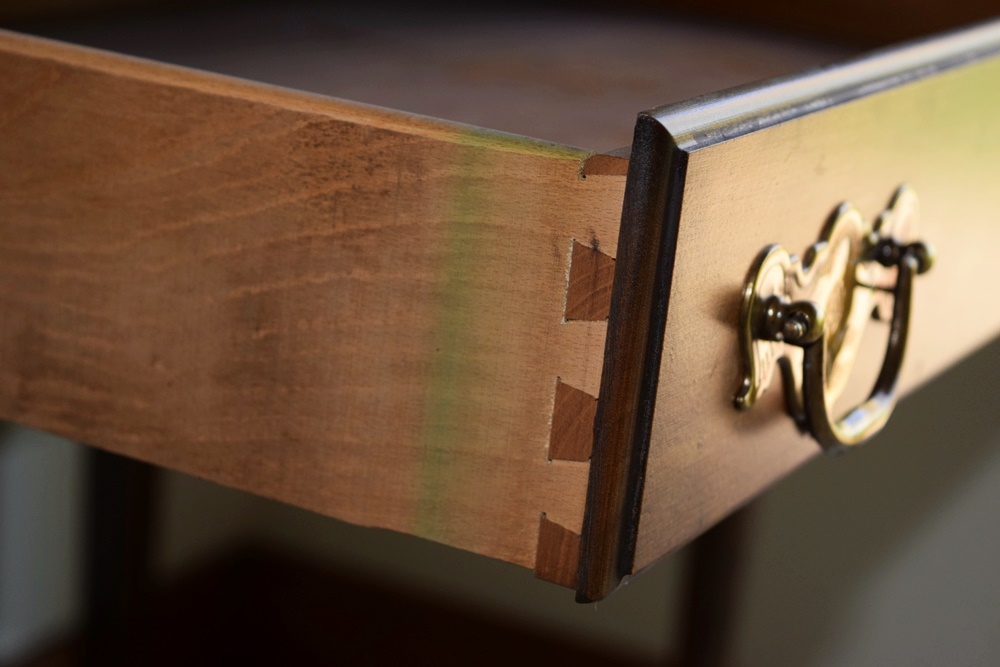 Pennsylvania House Furniture Ladies Desk in Cherry