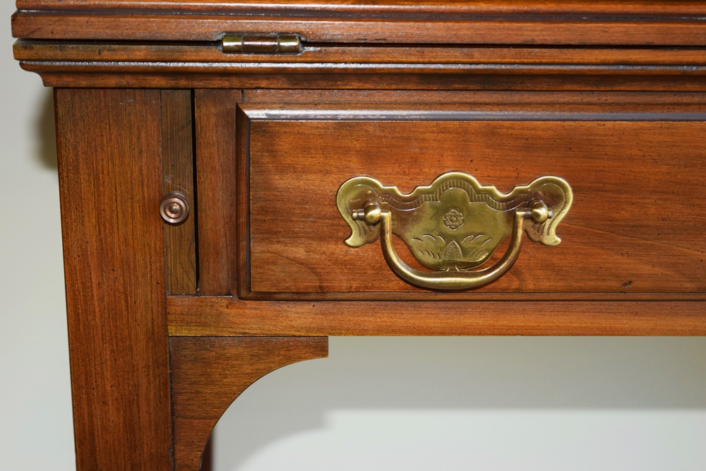 Pennsylvania House Furniture Ladies Desk in Cherry
