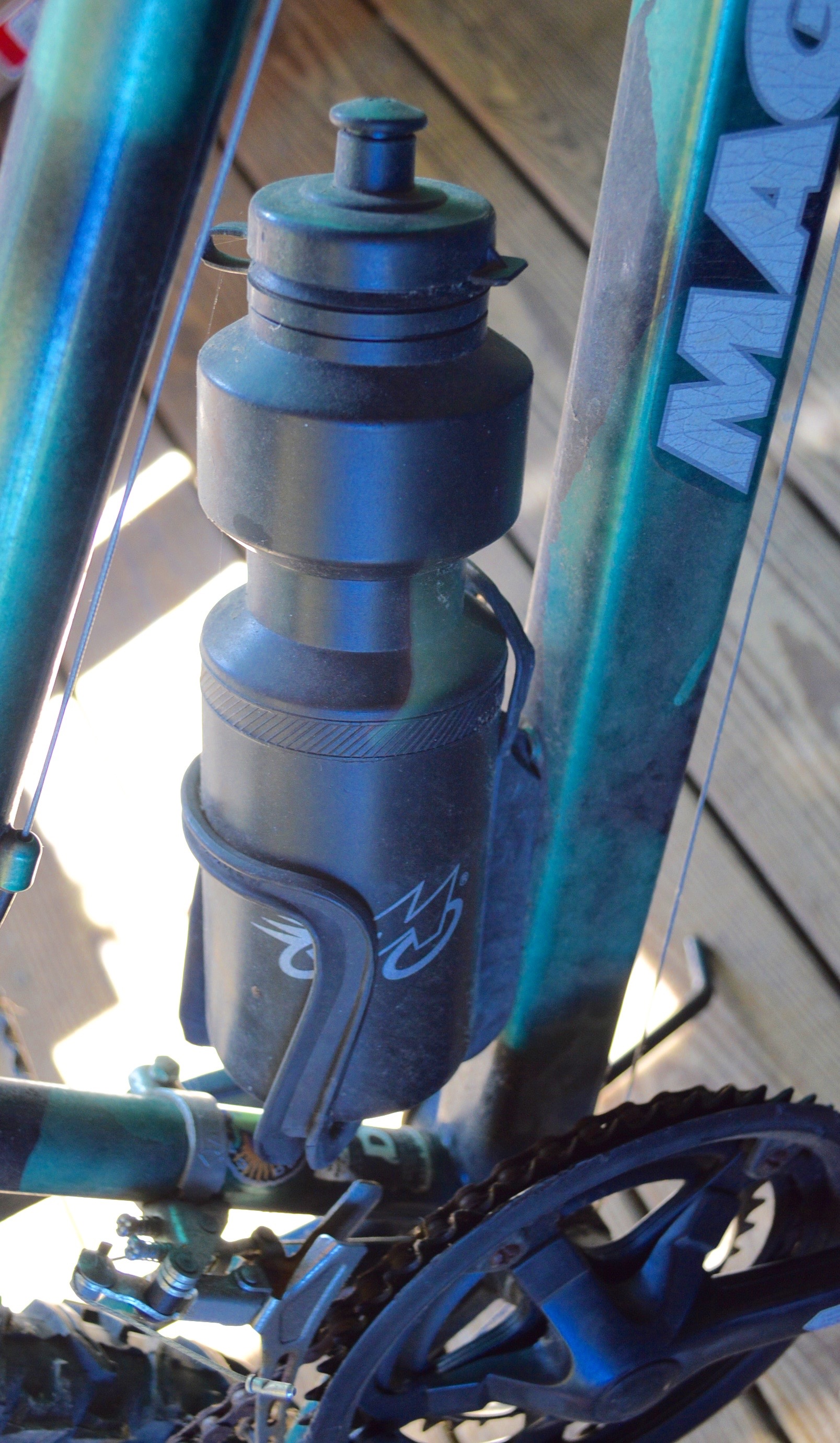 Magna 18 Speed Mountain Bike