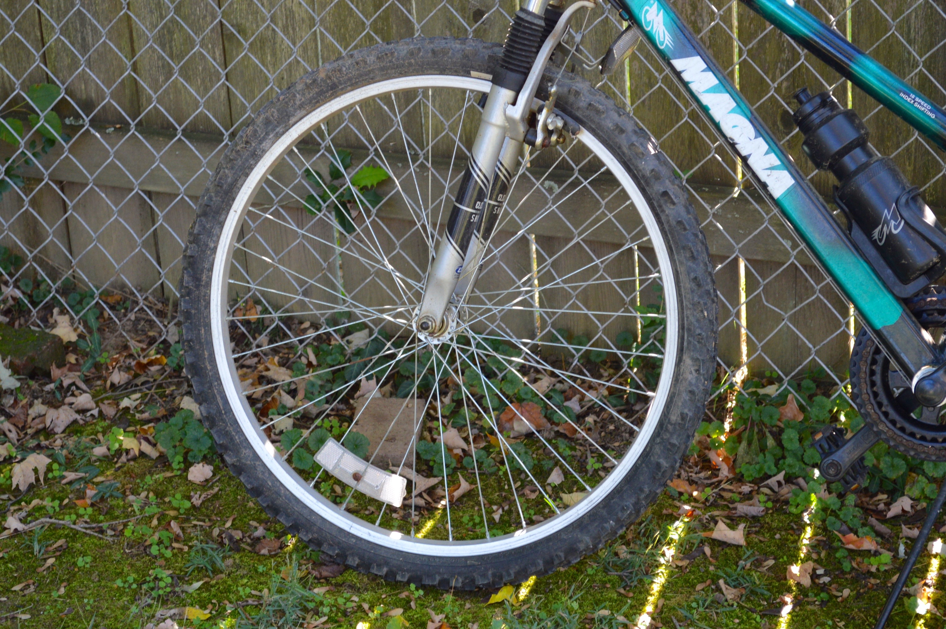 Magna 18 Speed Mountain Bike