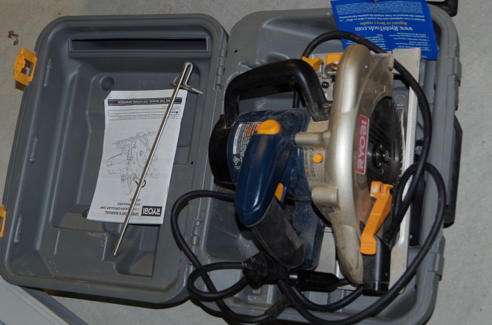 Ryobi Circular Saw with Case