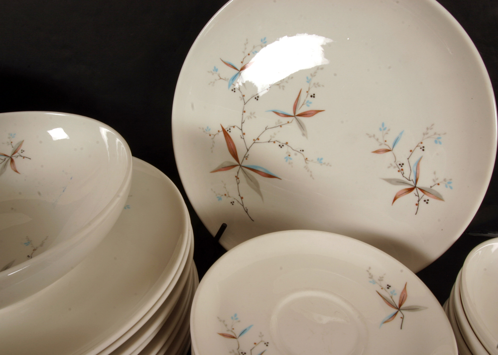 Vintage Carefree True China by Syracuse "Finesse" China Set