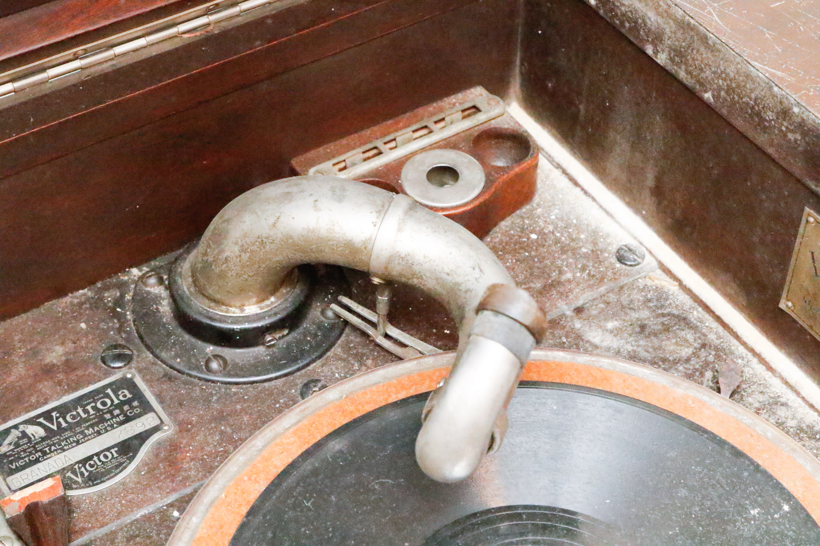 1925 Orthophonic Victor-Victrola Granada