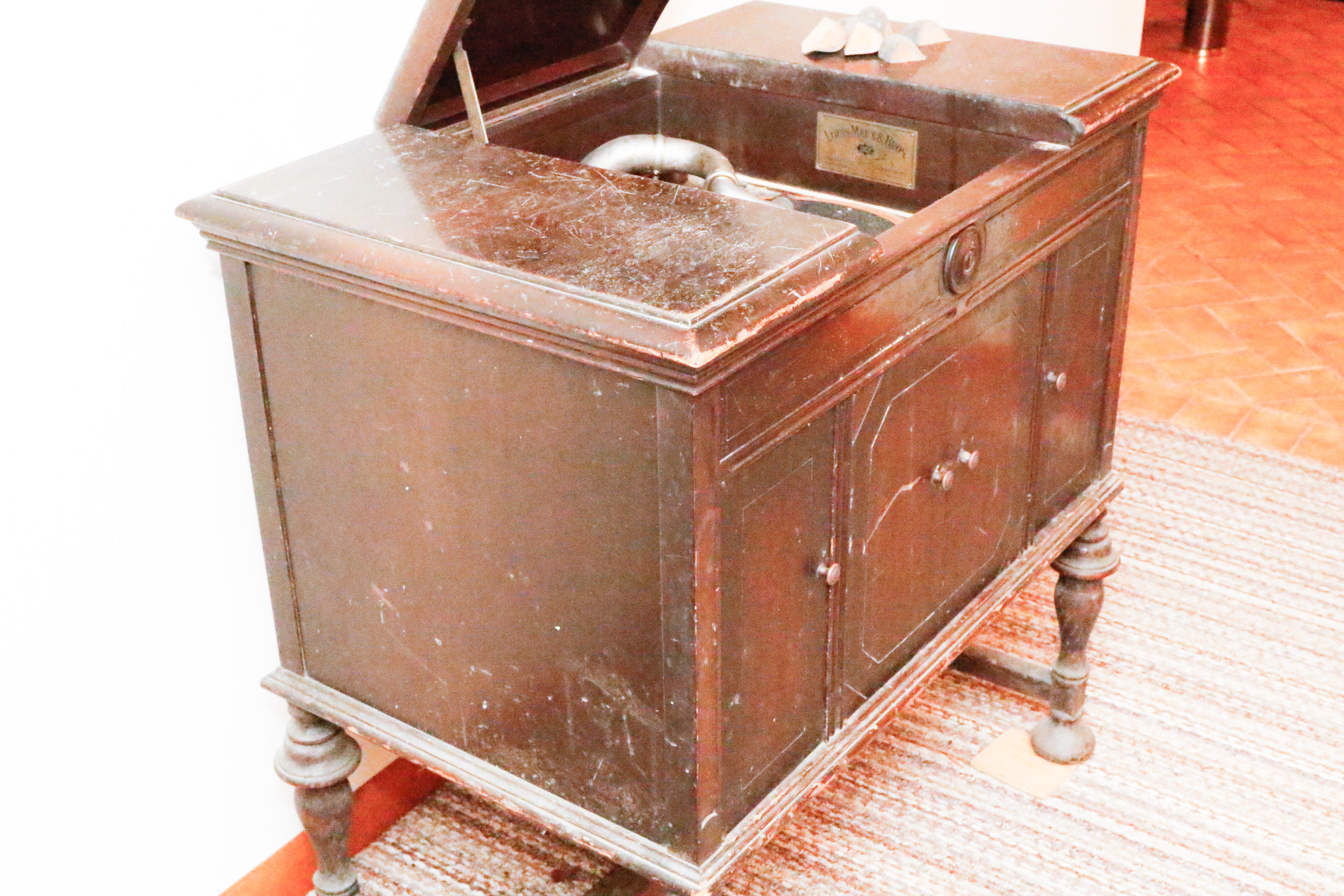 1925 Orthophonic Victor-Victrola Granada