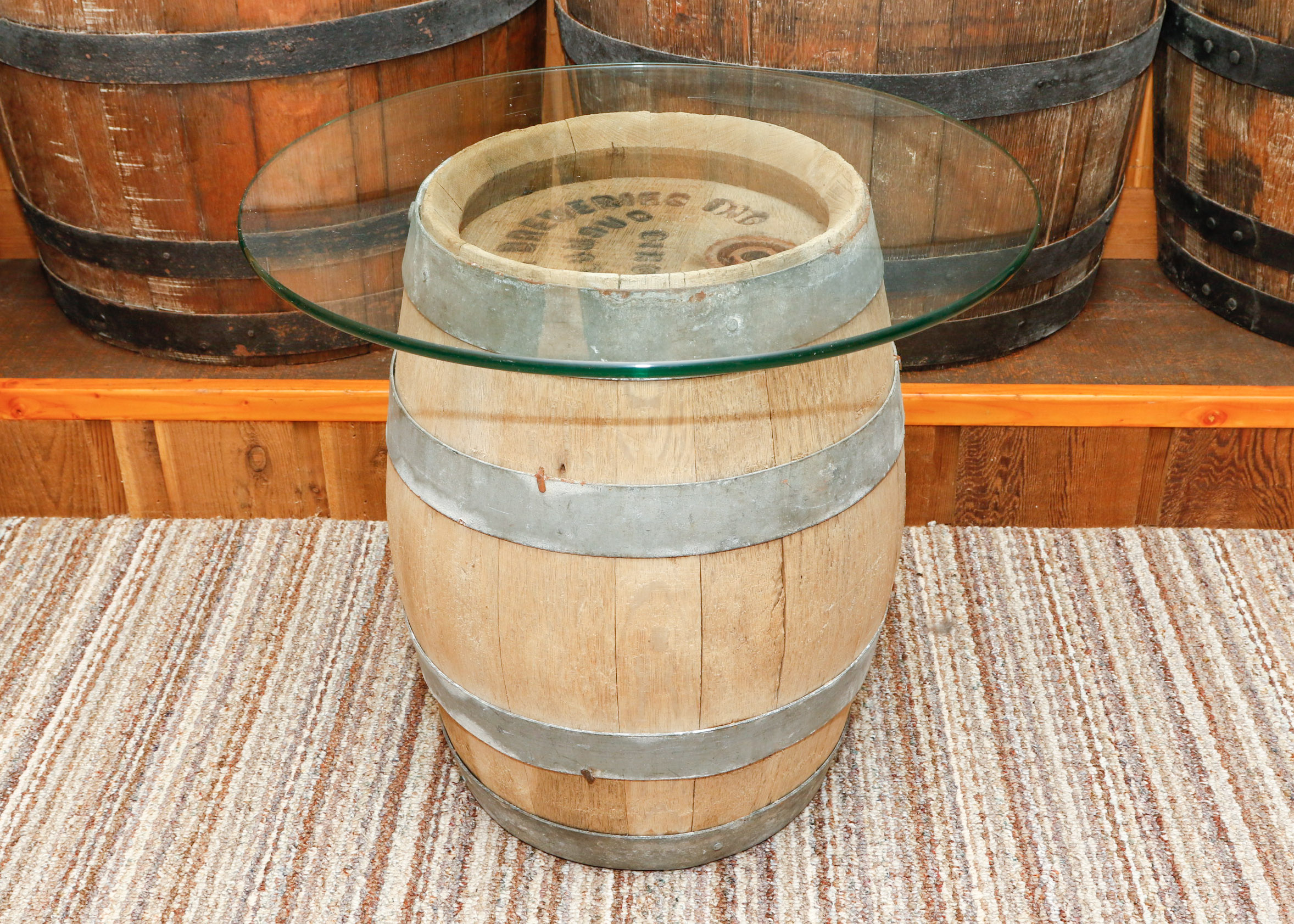 Washington Breweries Barrel with Removable Round Glass Tabletop