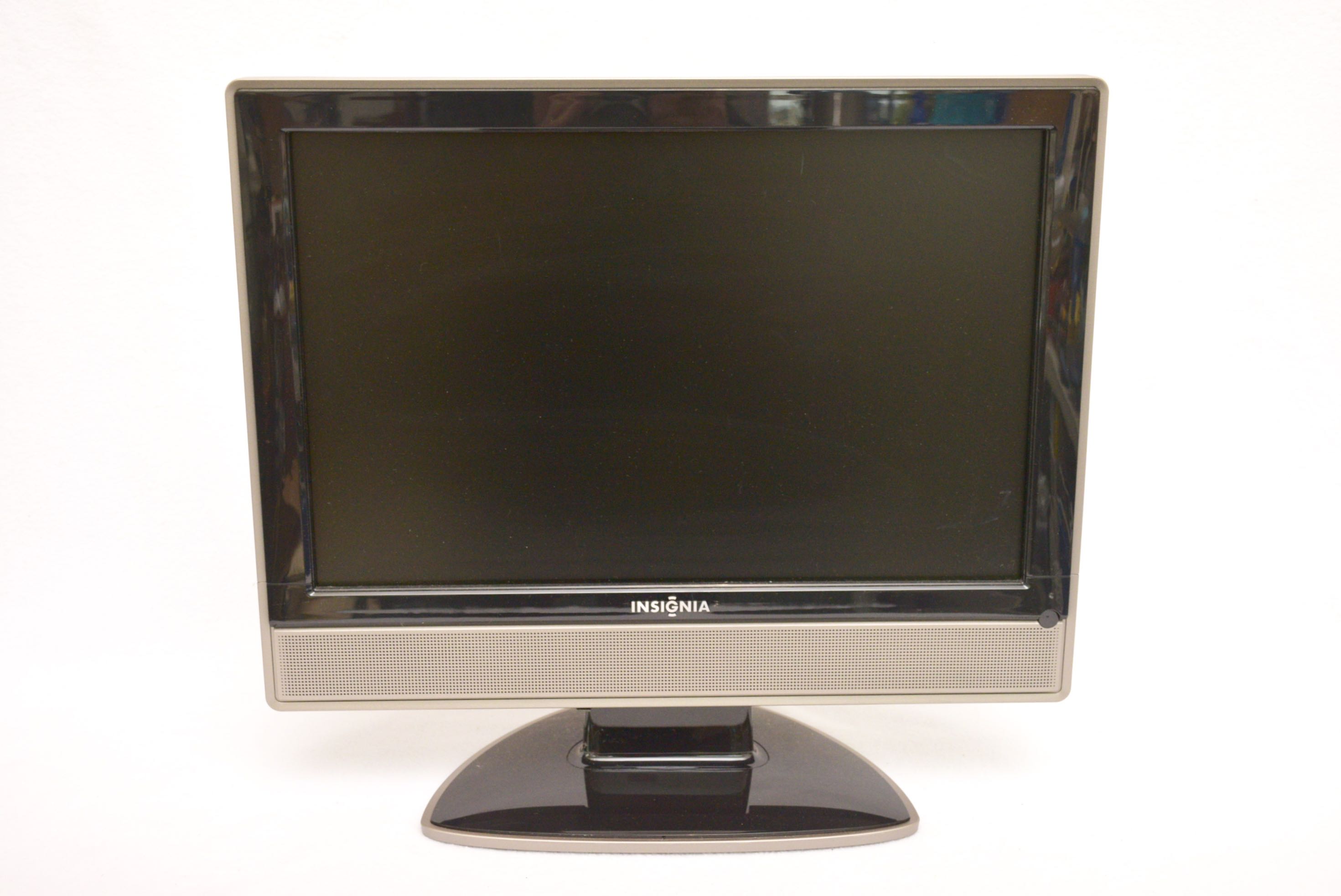 Insignia 19" LCD Television