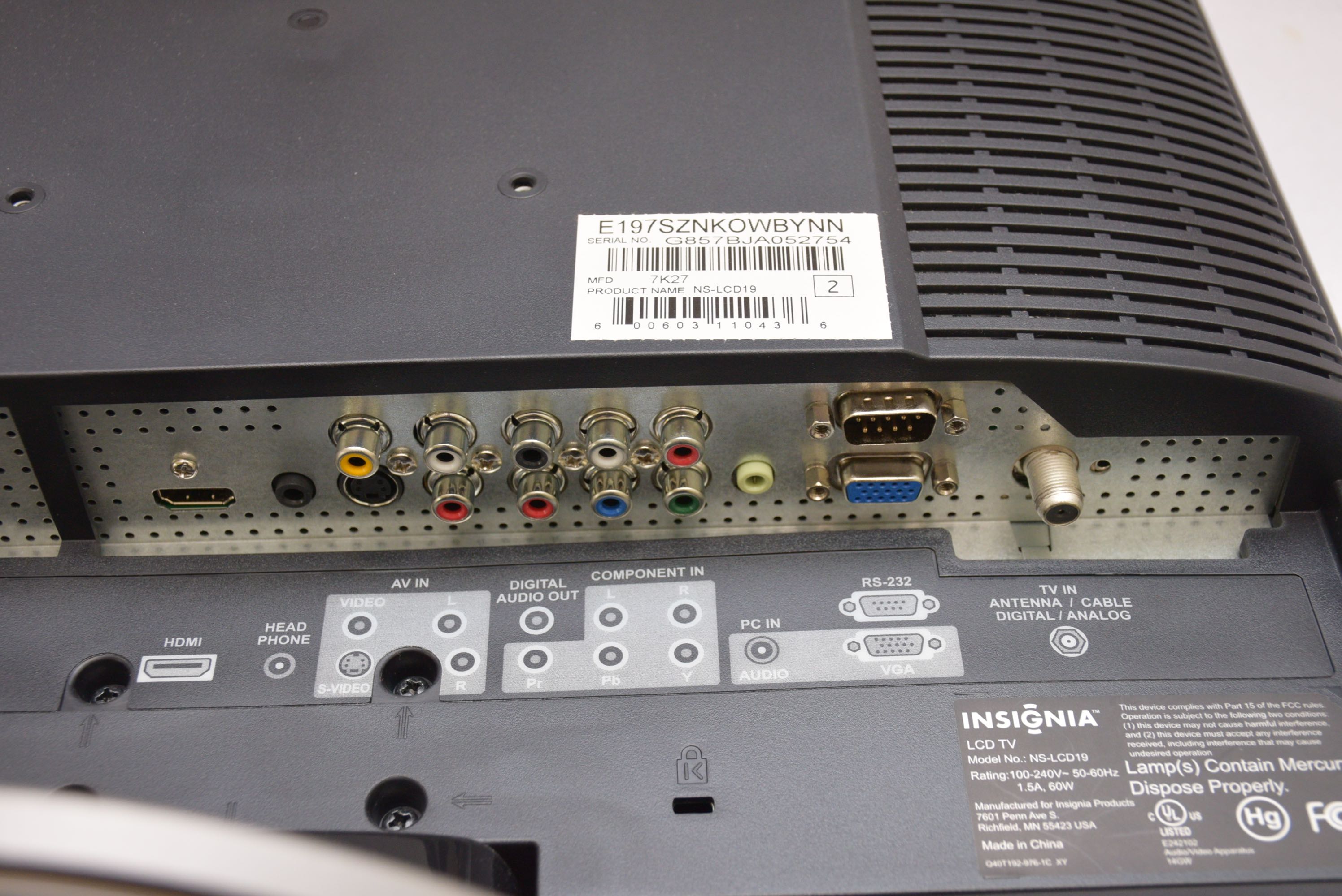 Insignia 19" LCD Television