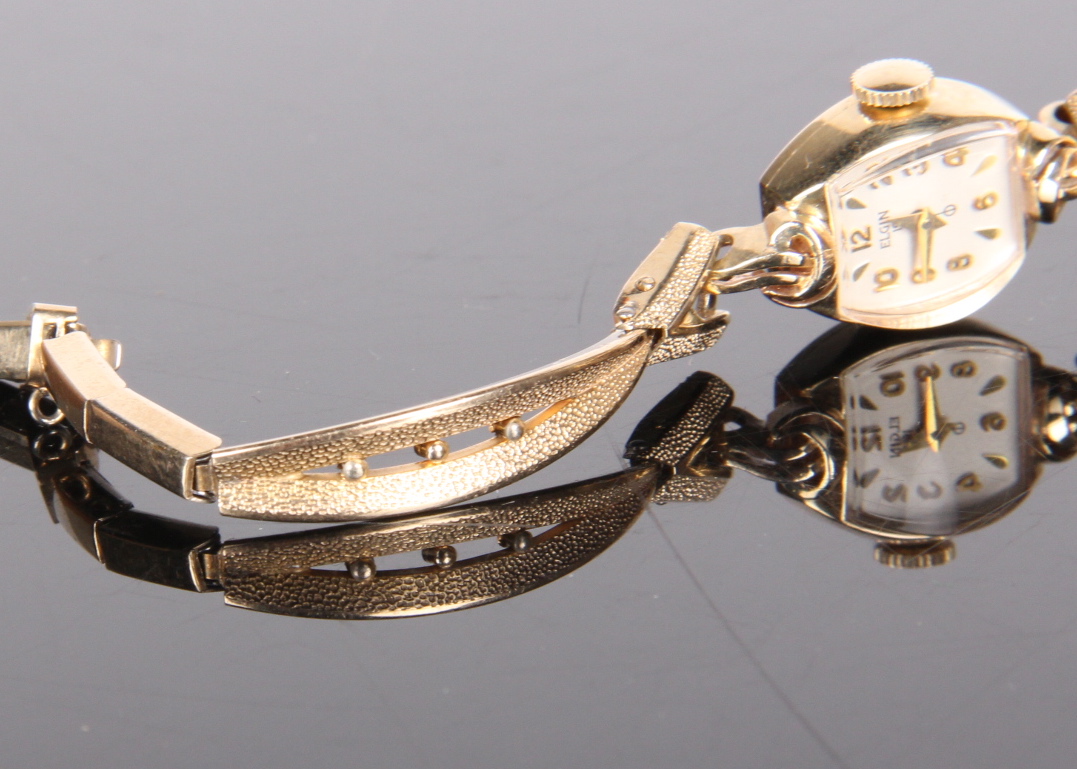 Vintage Women's Elgin 19 Wrist Watch