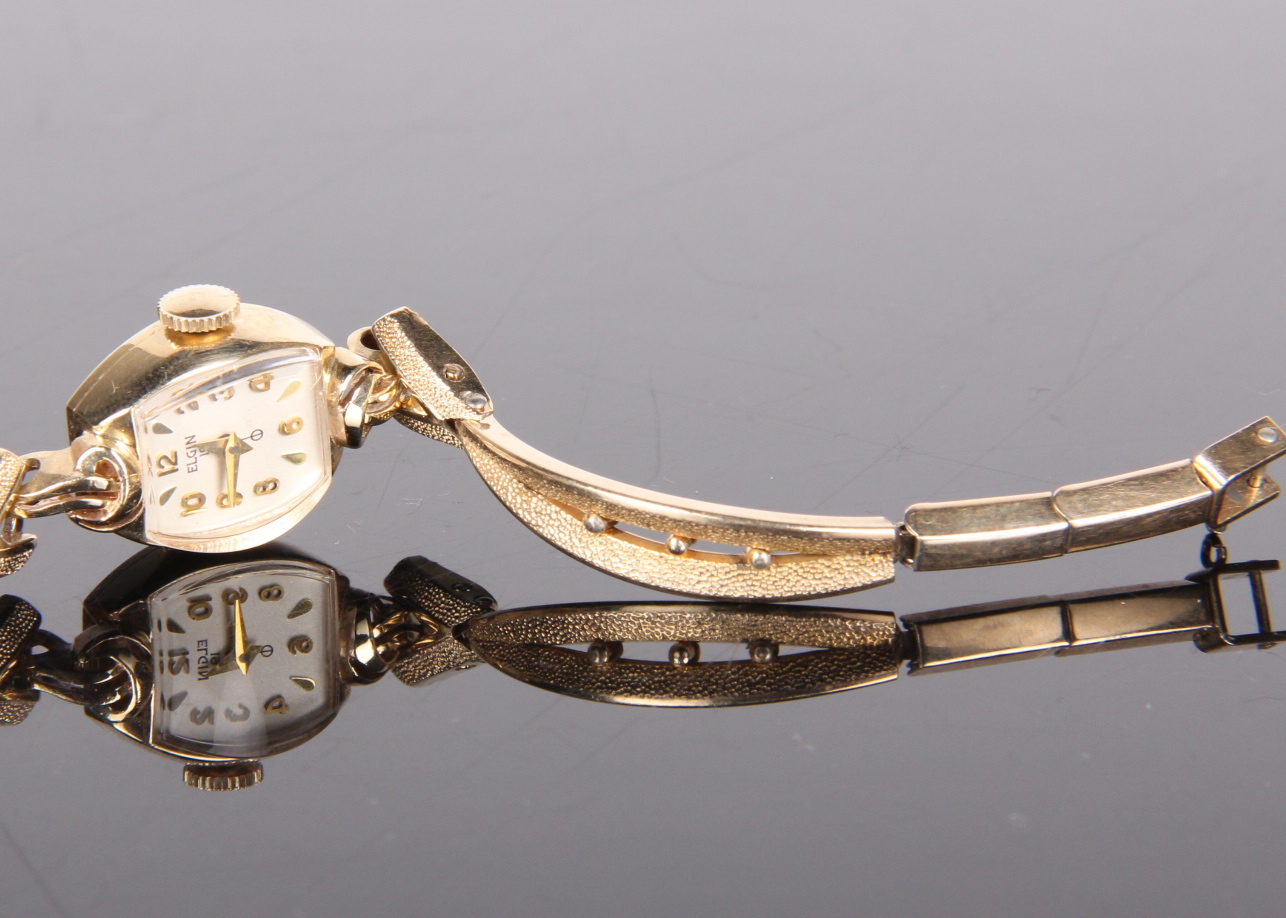 Vintage Women's Elgin 19 Wrist Watch