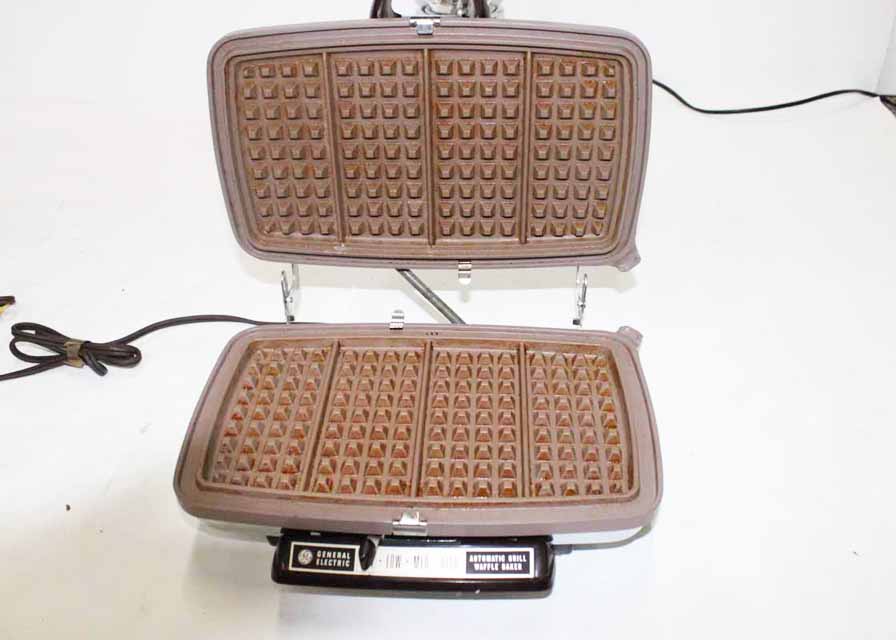 Trio of Vintage Kitchen Appliances