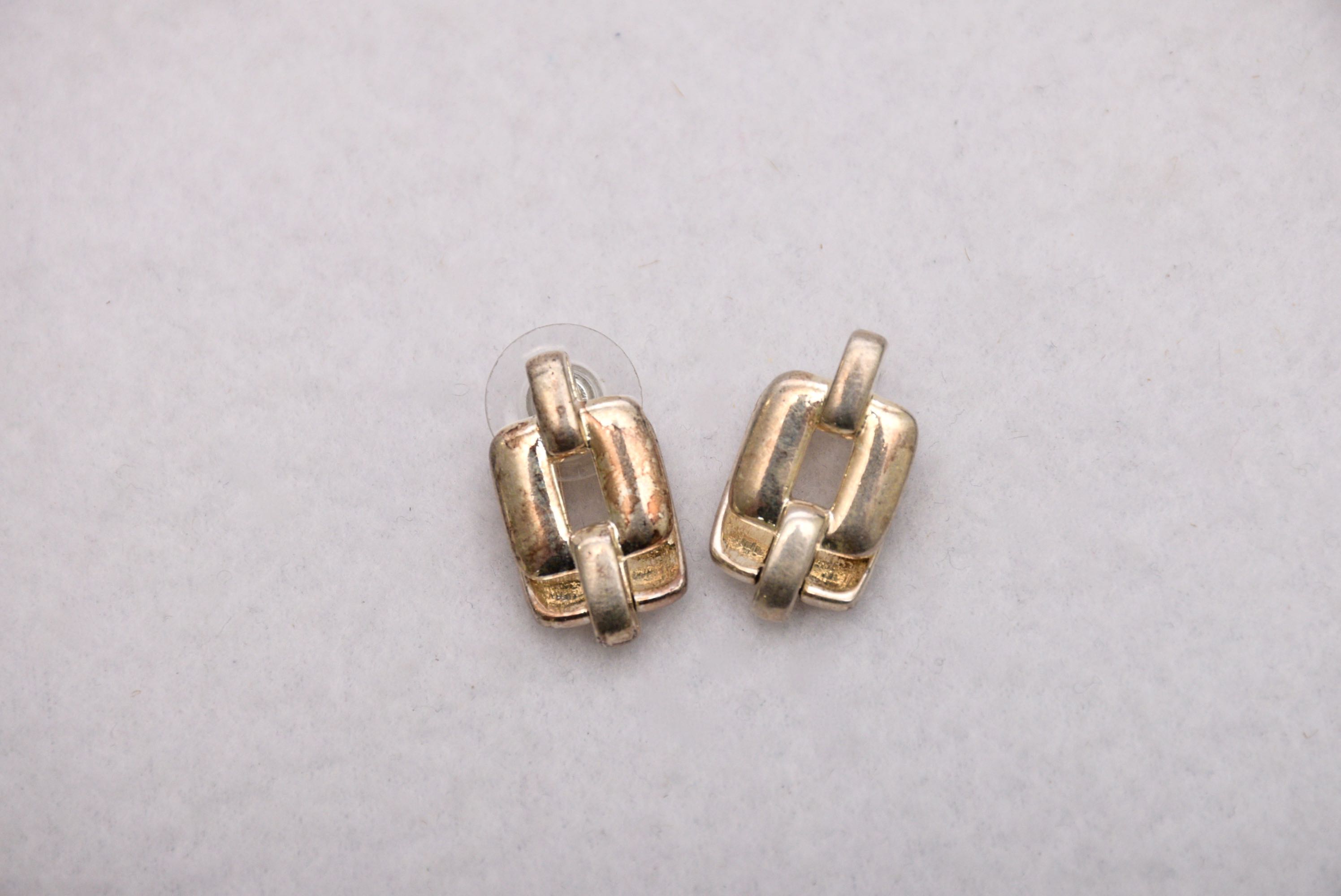 Assortment of Fashion Jewelry