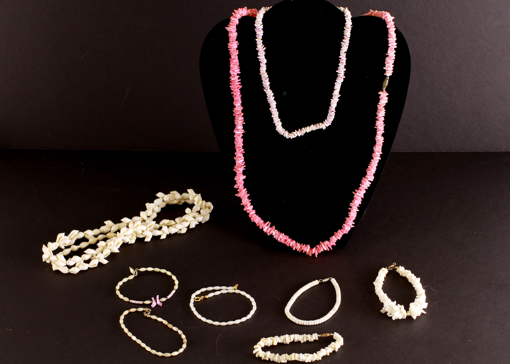 Group of Conch Shell Style Accessories