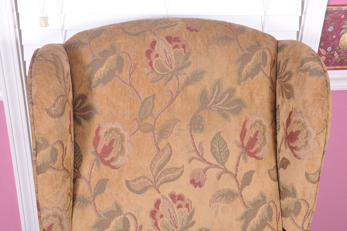 Upholstered Queen Anne Wingback Recliner