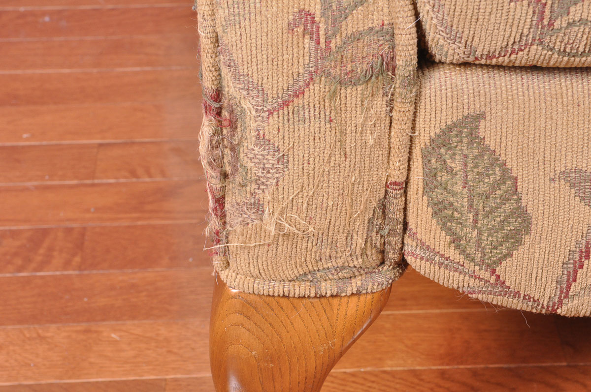 Upholstered Queen Anne Wingback Recliner