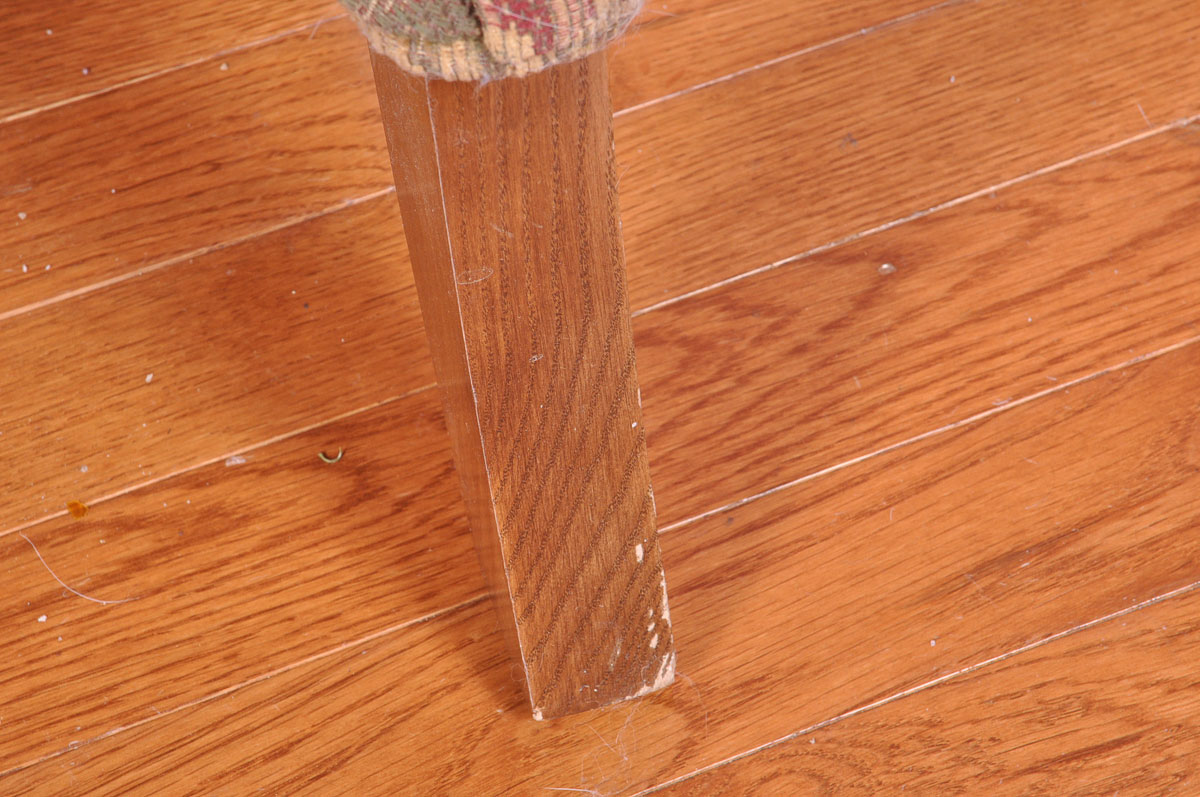 Upholstered Queen Anne Wingback Recliner