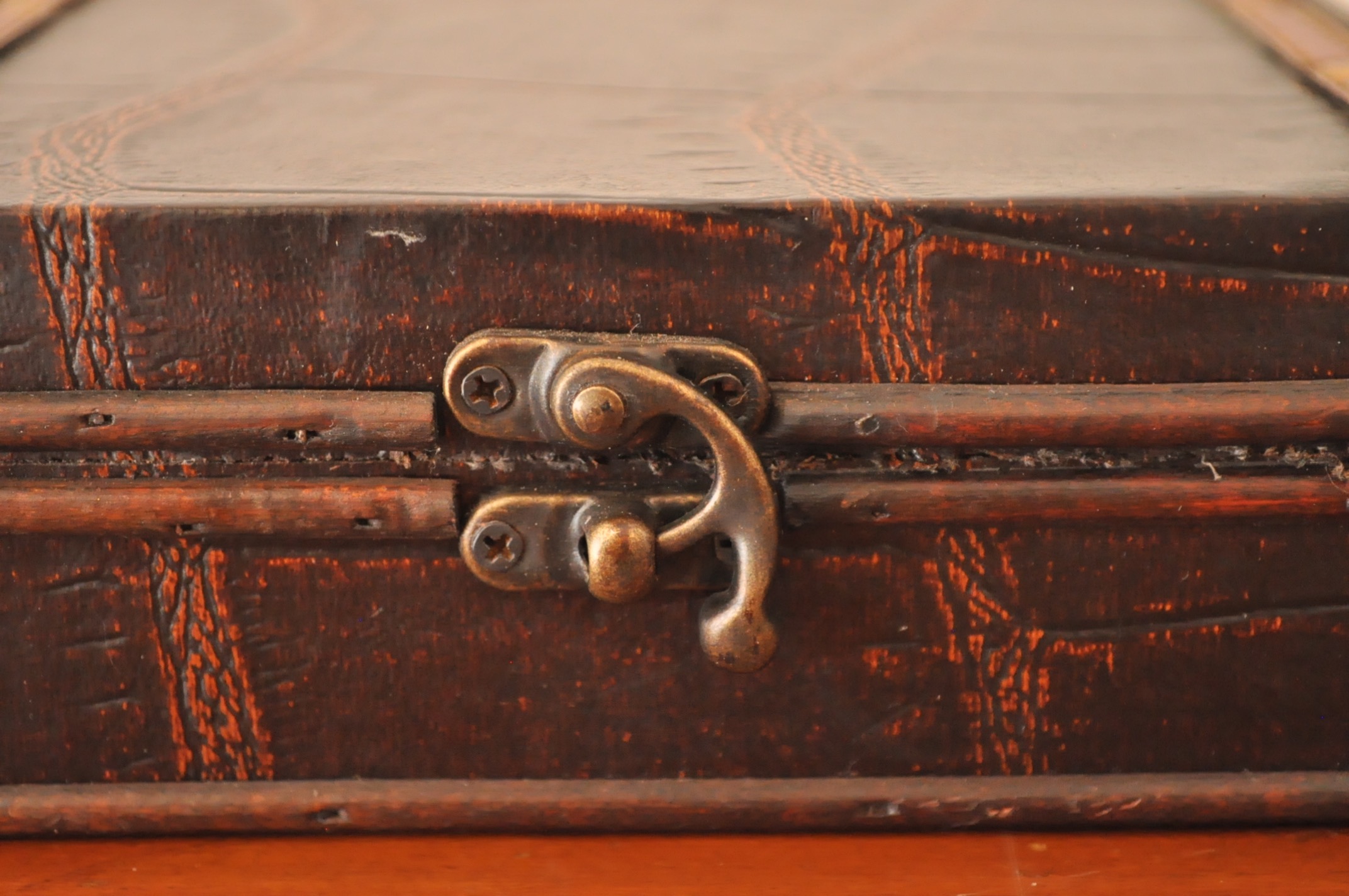 Grape Design Cork Screw and Wine Stoppers