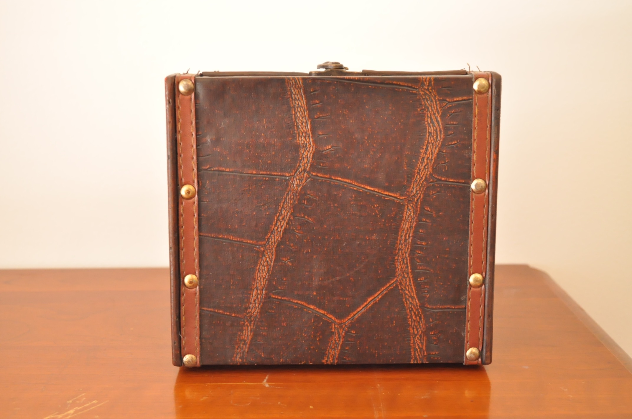 Grape Design Cork Screw and Wine Stoppers