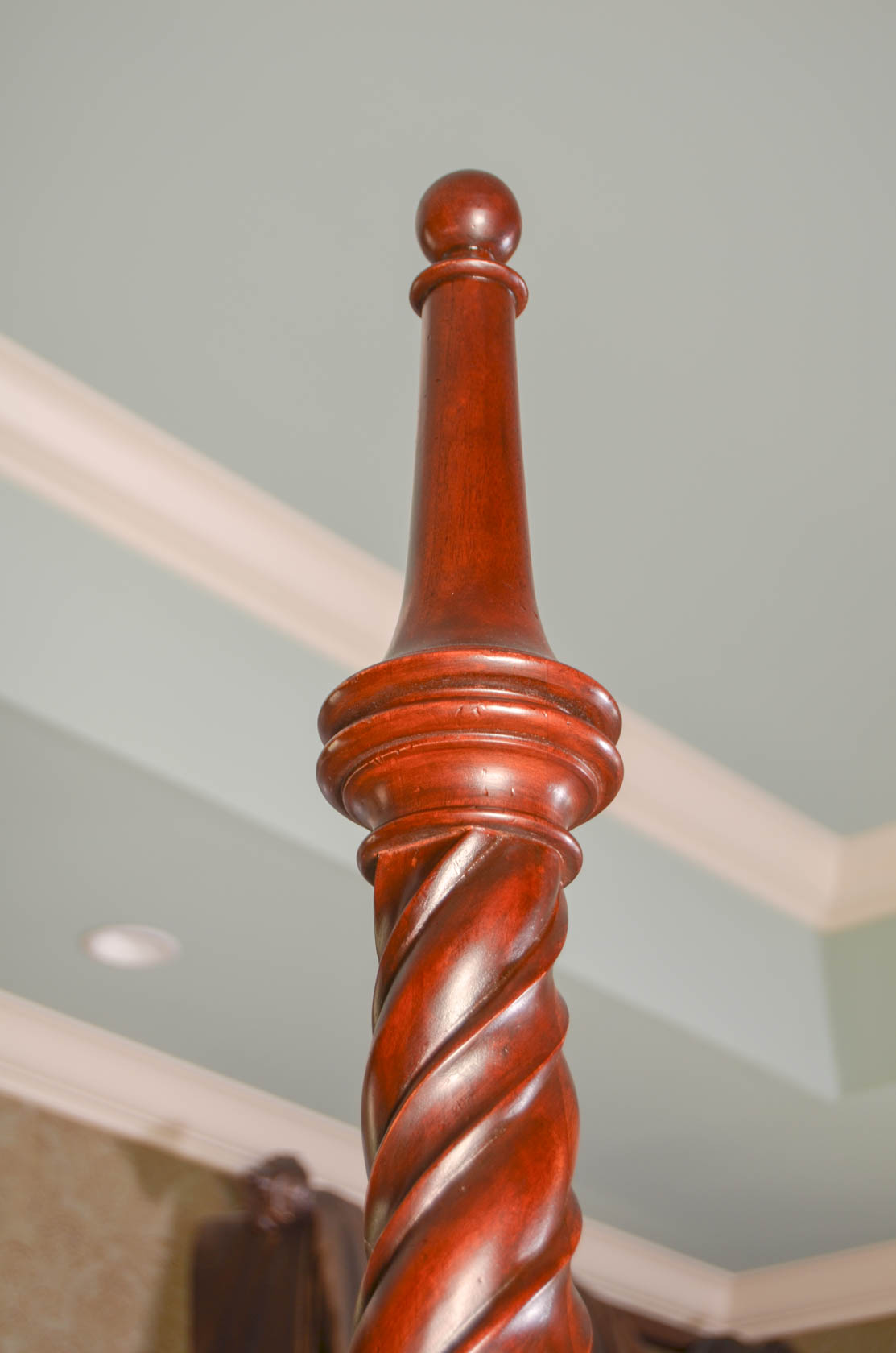 Lexington King Size Traditional Style Four Poster Bed Frame