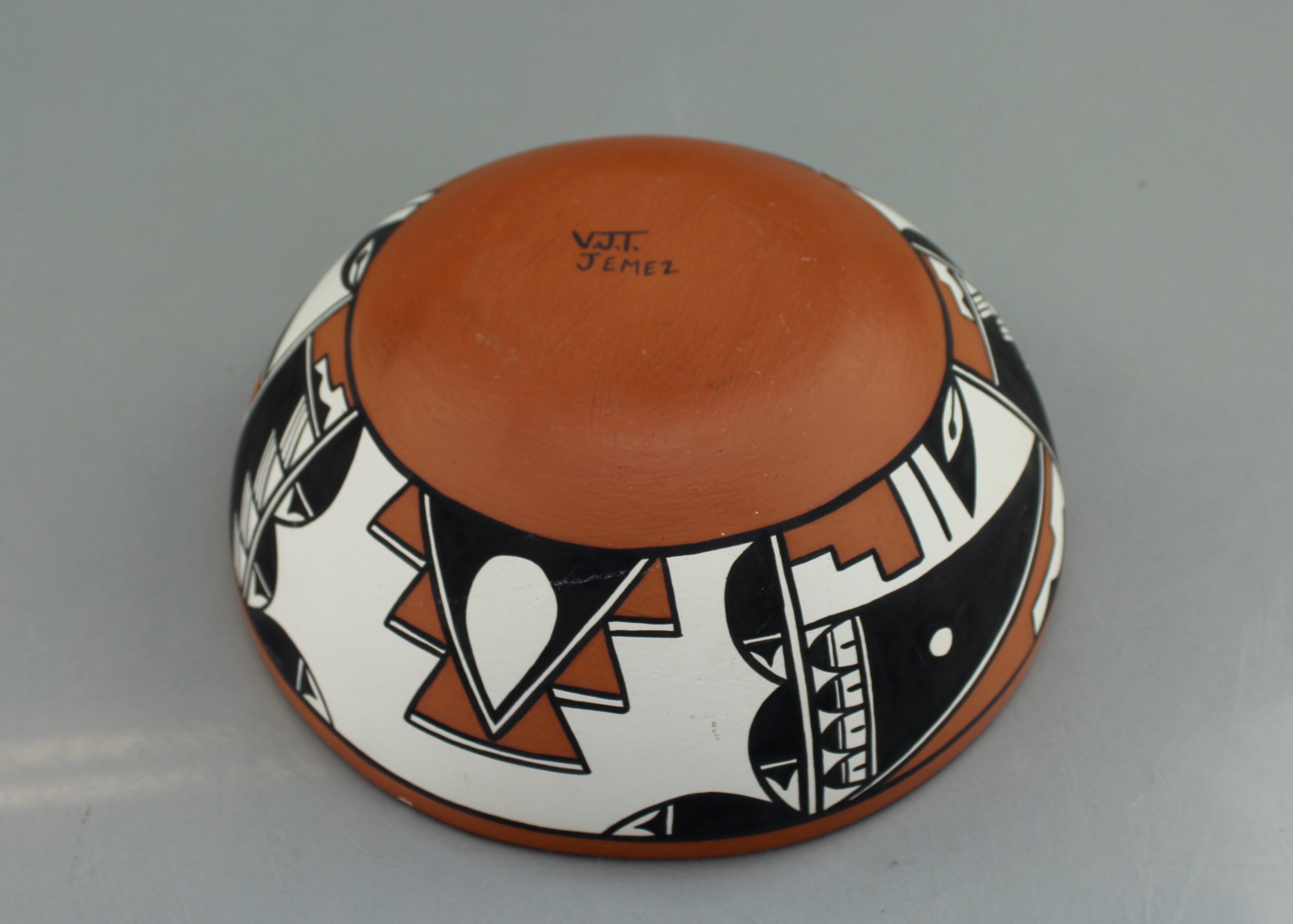 V.J.T. Jemez Pueblo Pottery Hummingbird Bowl Signed