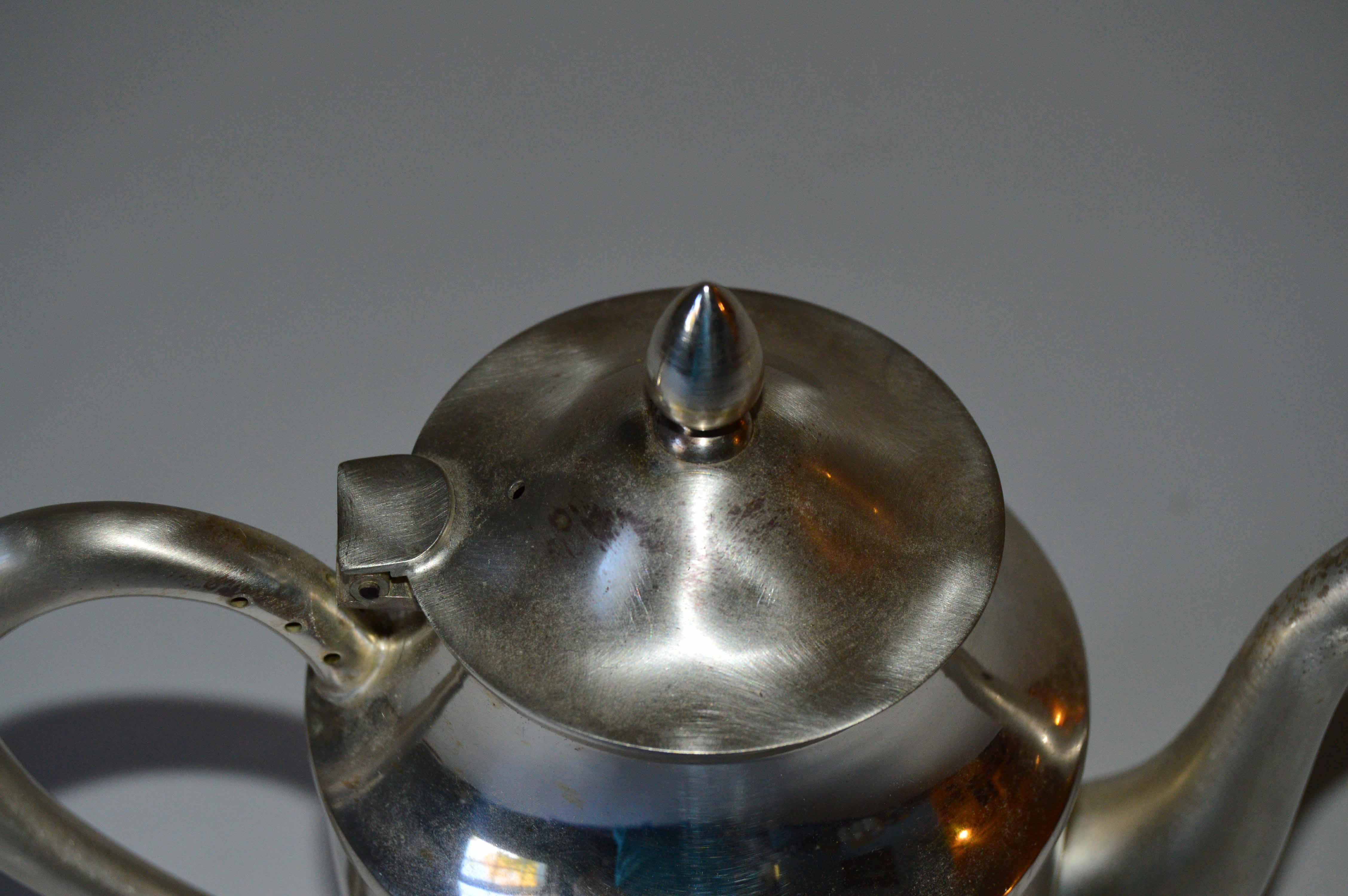 Seki Hamono K.K. Tea Set