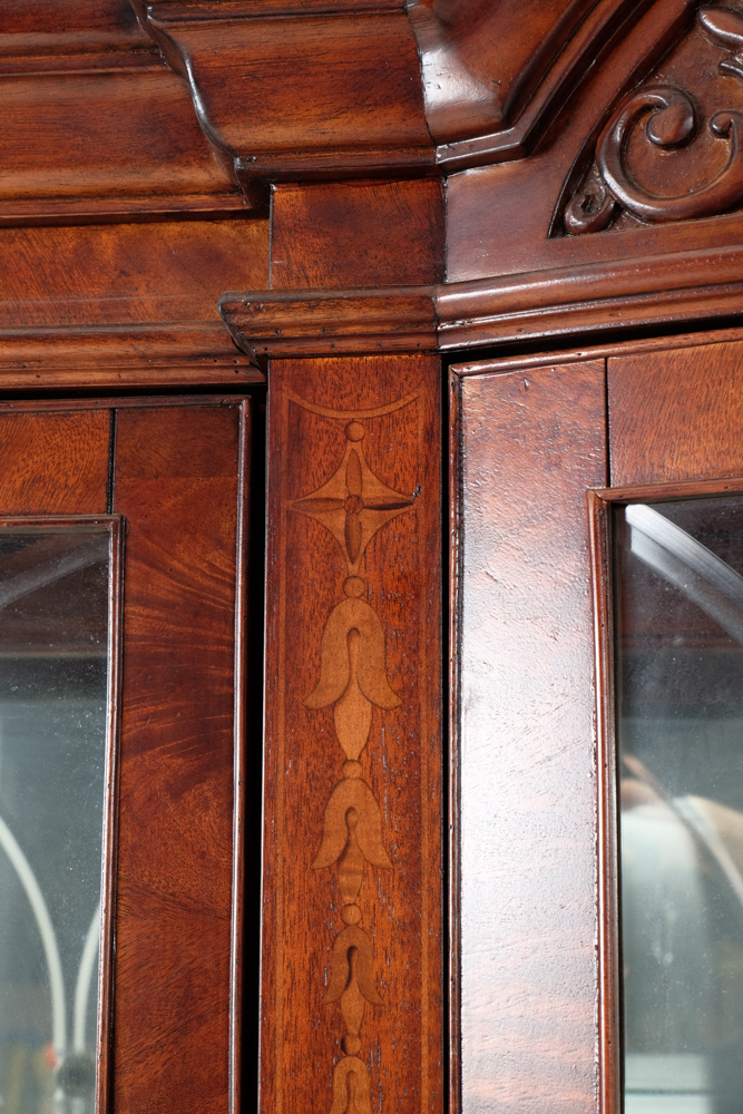 Broyhill Breakfront China Cabinet