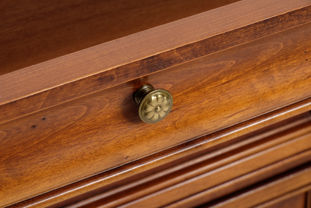 Lexington Cherry Chest of Drawers with Mirror