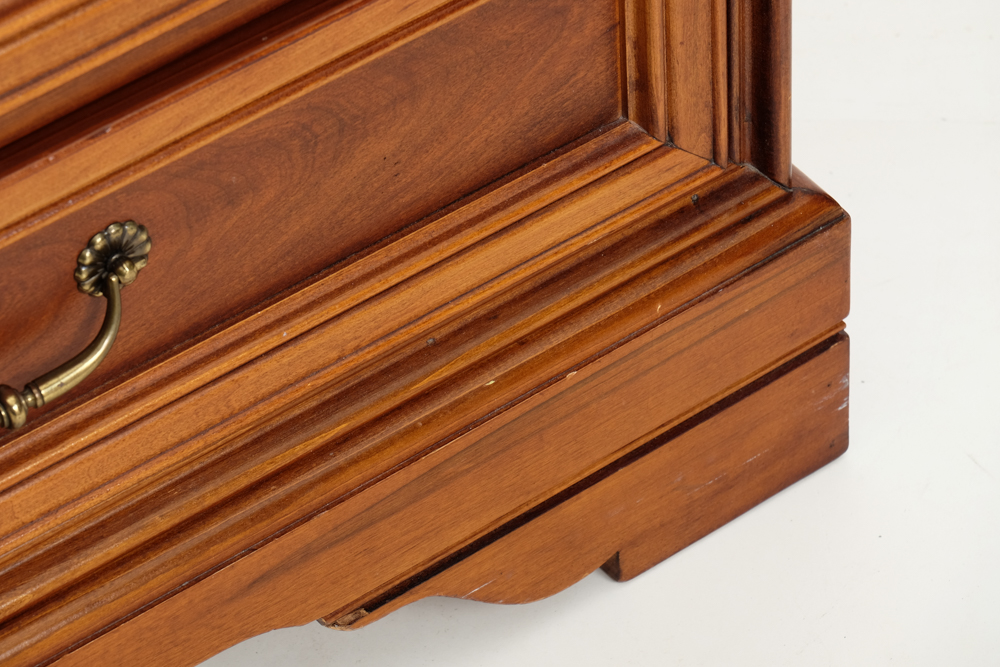 Lexington Cherry Chest of Drawers with Mirror