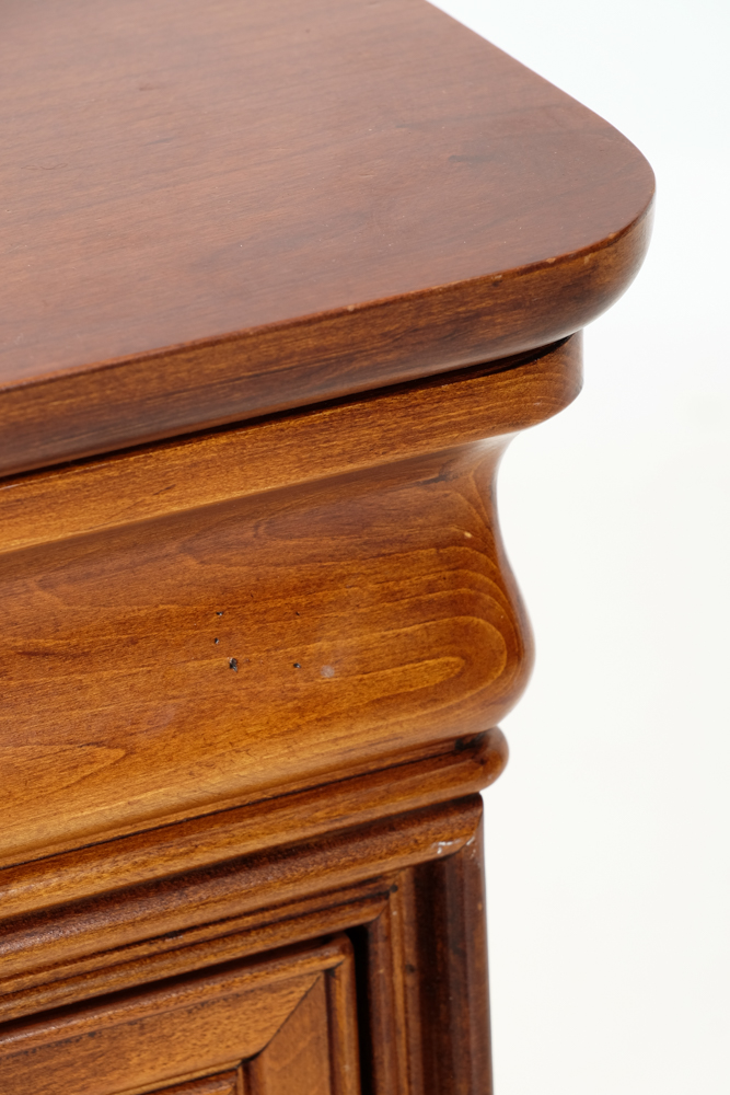 Lexington Cherry Chest of Drawers with Mirror