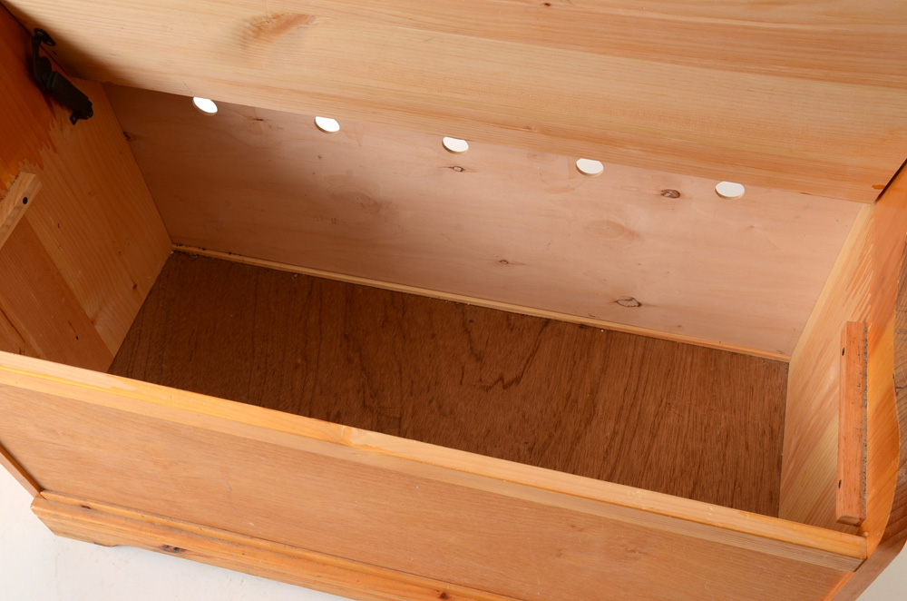 Pine Toy Chest/Bench