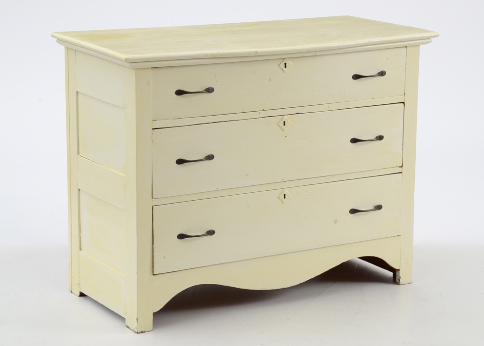 Ivory White Chest of Drawers