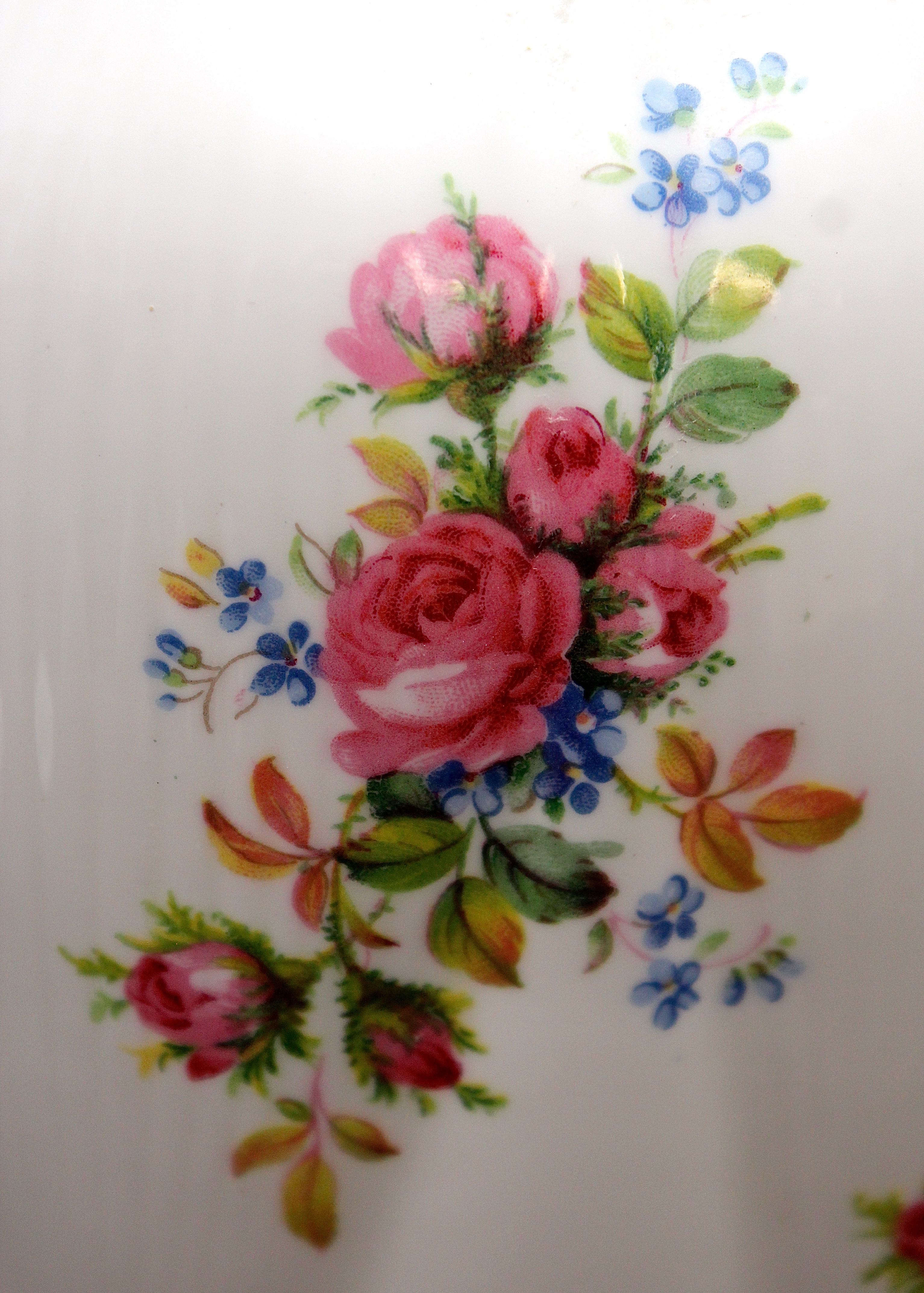 Royal Albert Vintage Moss Rose Lidded Jar