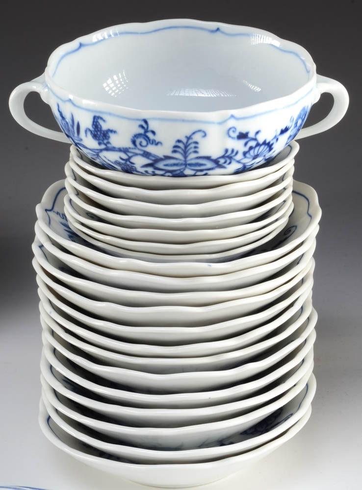 Blue and White "Zwiebelmuster" Porcelain Luncheon China Set