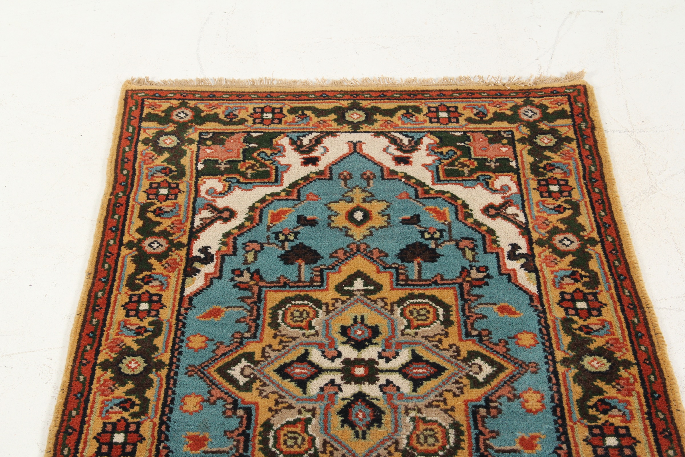 Hand Knotted Persian Isfahan Style Area Rug