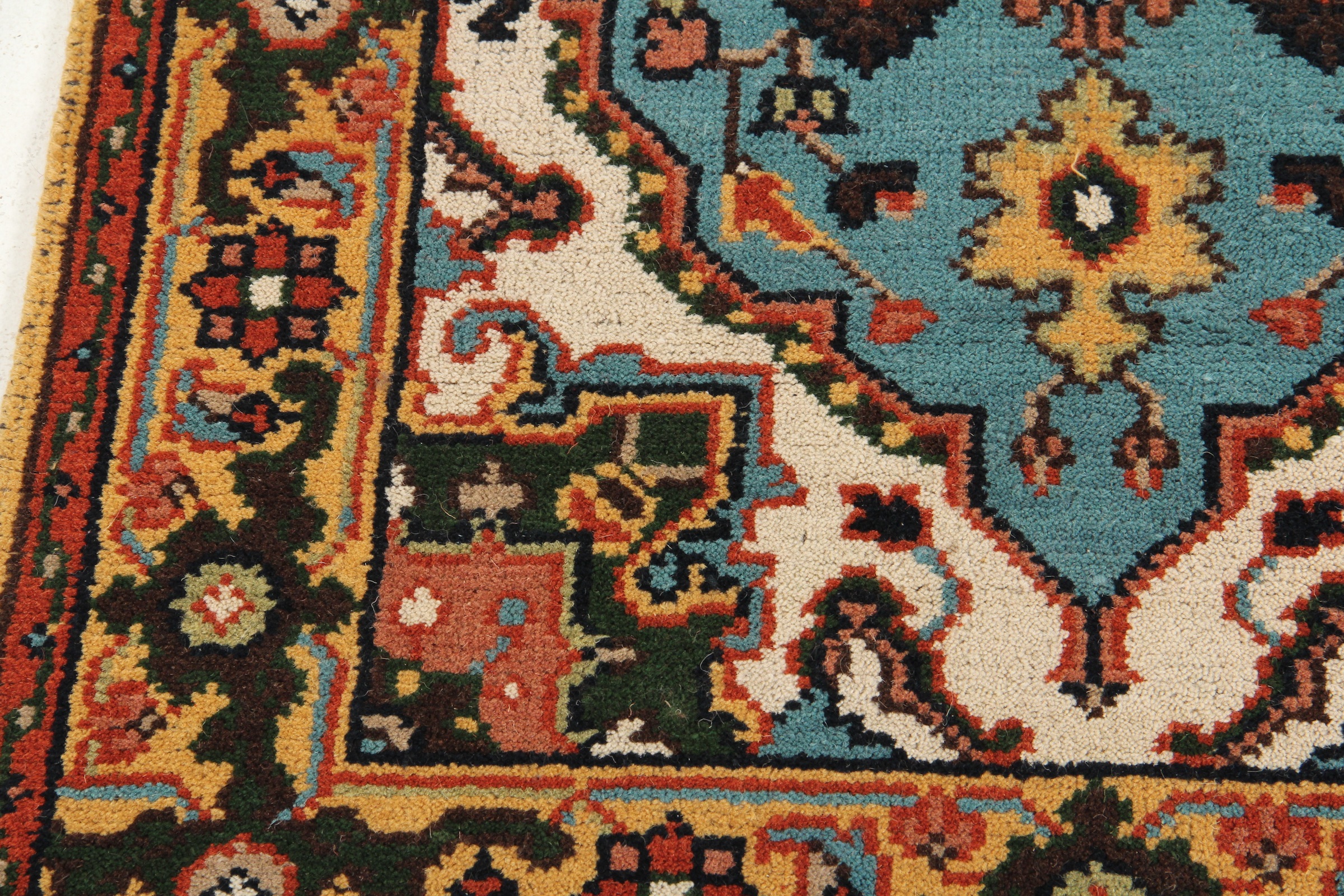 Hand Knotted Persian Isfahan Style Area Rug