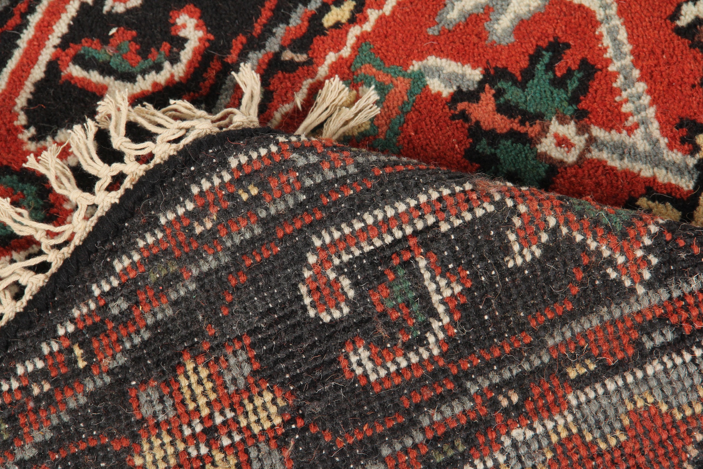 Round Hand Knotted Herati Themed Rug