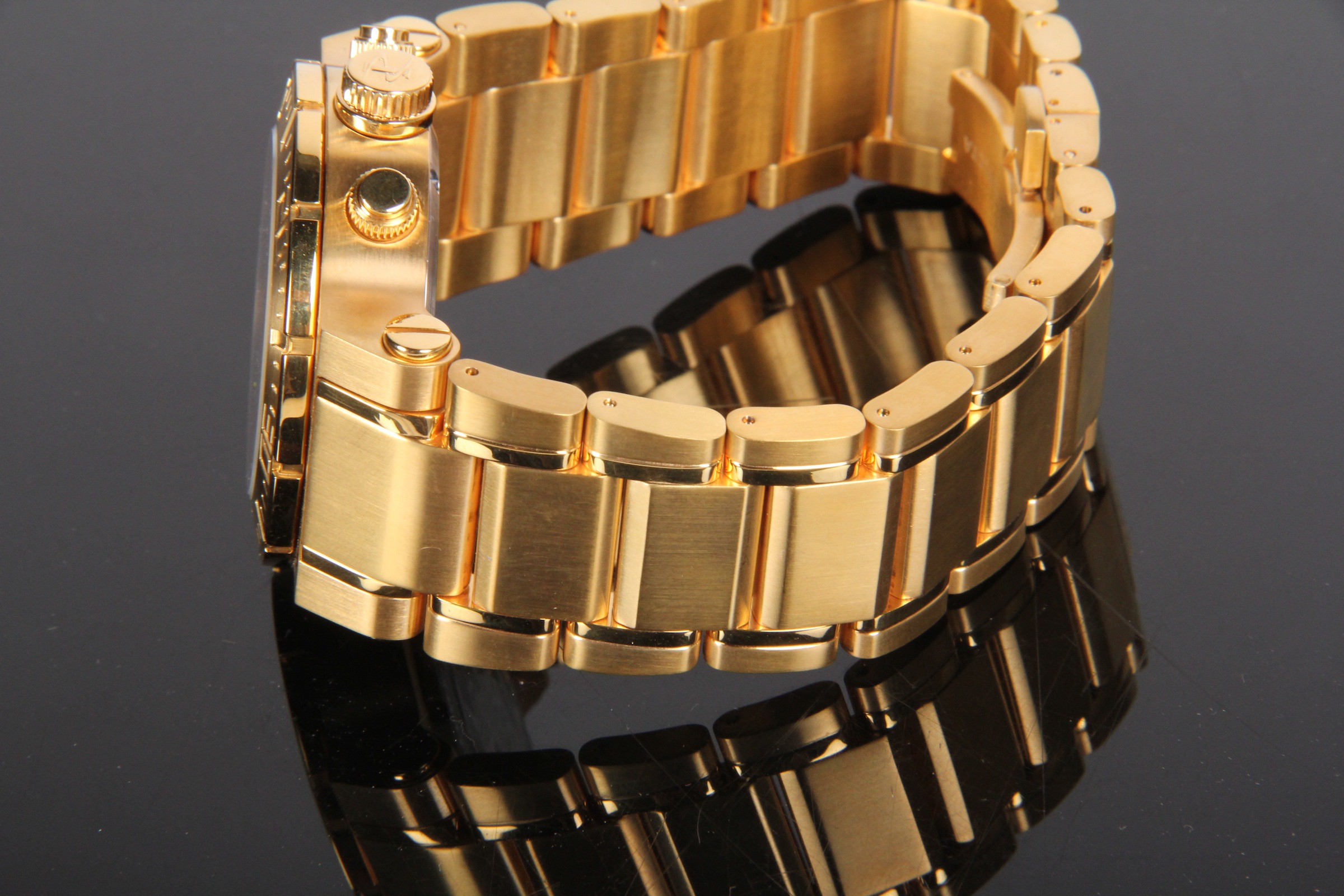 Oversize Invicta Reserve Watch