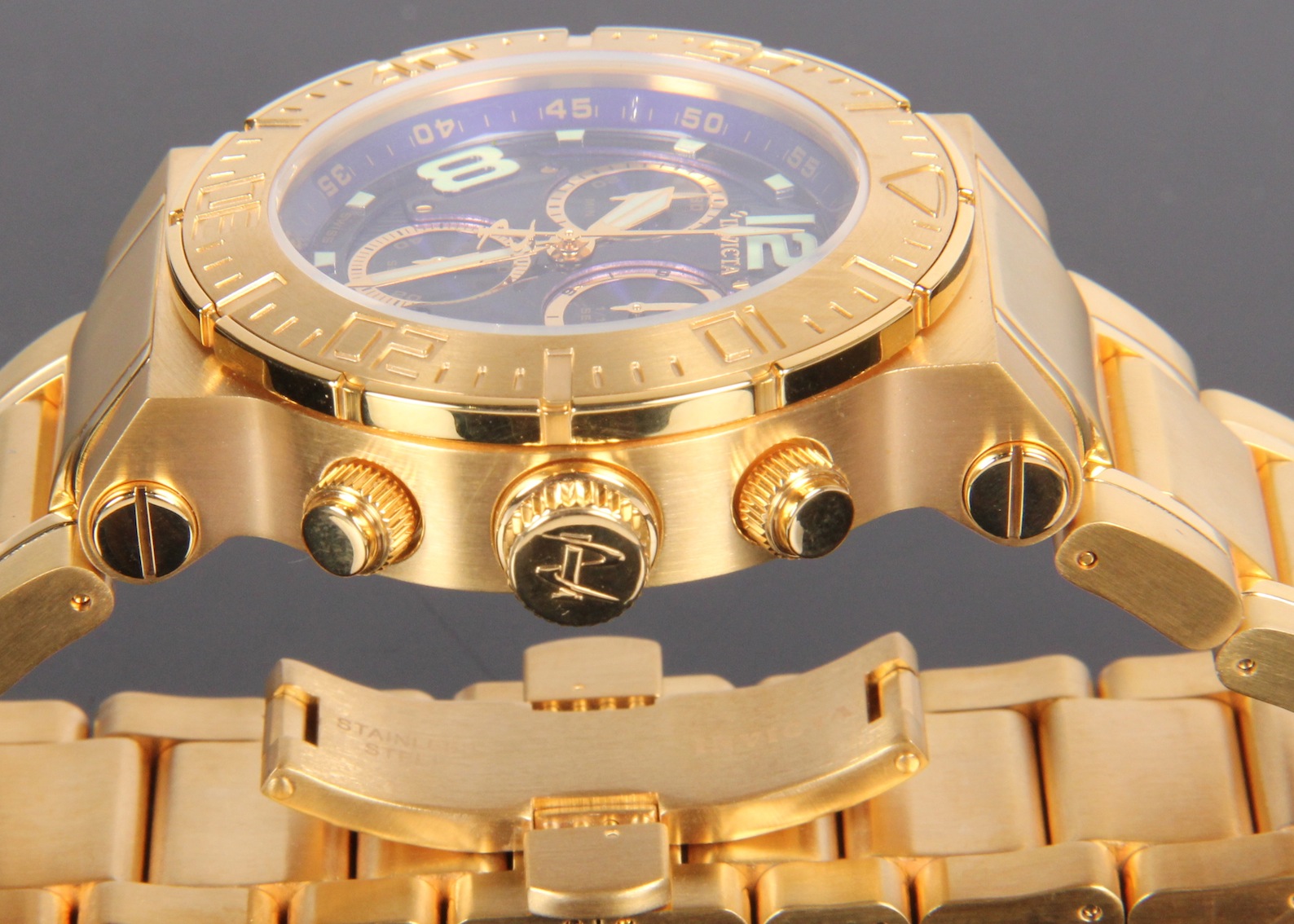 Oversize Invicta Reserve Watch