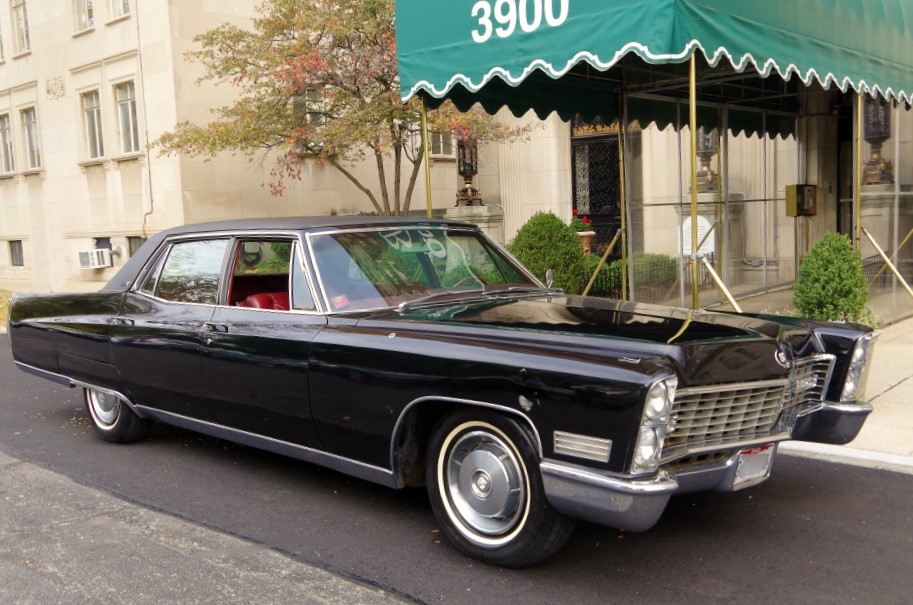 1967 Black Cadillac Fleetwood Brougham