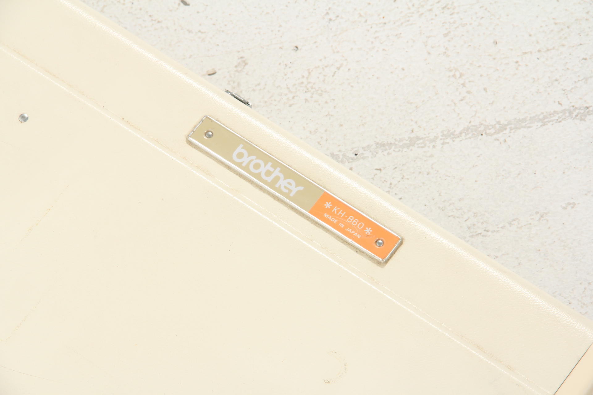 Brother KH-860 Knitting Machine