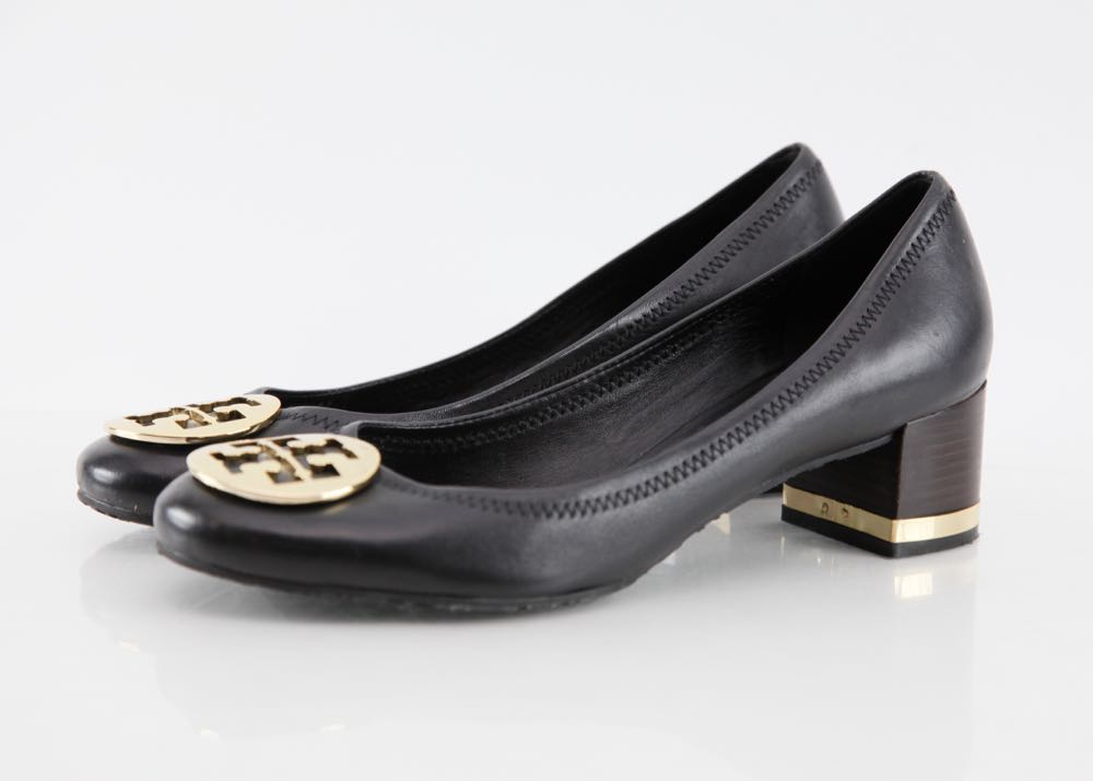 Tory Burch "Amy Pumps" Size 9.5